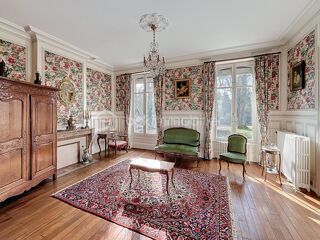  Propri�t�/ch�teau � vendre 10 pi�ces 335 m�