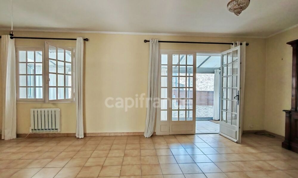 Maison à vendre 6 pièces FONTVIEILLE (13)