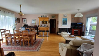  Maison � vendre 8 pi�ces 243 m�