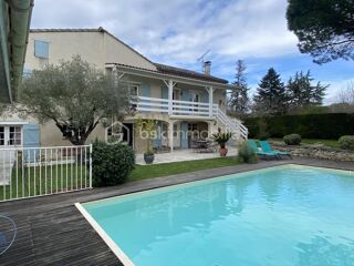  Maison � vendre 8 pi�ces 225 m�