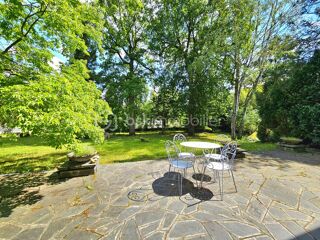  Propri�t�/ch�teau � vendre 7 pi�ces 231 m�