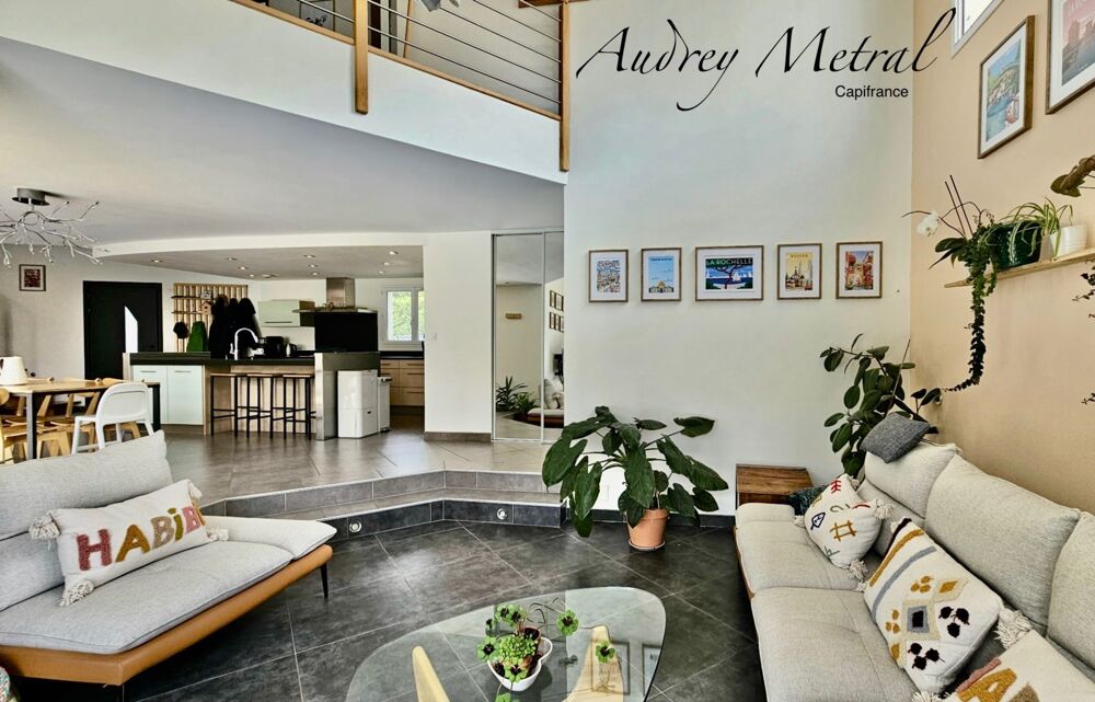 Vente Villa Villa à vendre à Serrières-en-Chautagne avec piscine, à 50 min de Genève et d'Annecy, 35 min d'Aix-Les-Bains et 15 min du Lac du Serrieres en chautagne