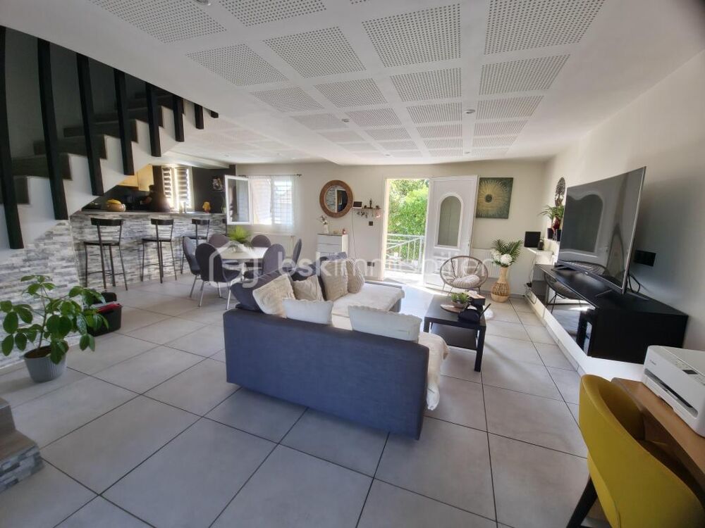 Vente Maison CENTRE VILLE - MAISON FAMILIALE 171 m² - 4 À 6 CHAMBRES - SOUS-SOL TOTAL - JARDIN PAYSAGÉ - DPE PROCHE C Bondy