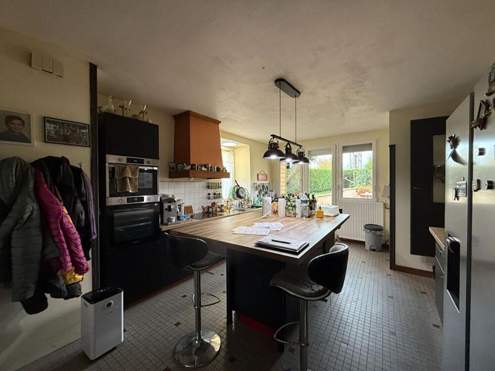 Maison Mortain Bocage 8 pièce(s) 192 m2
