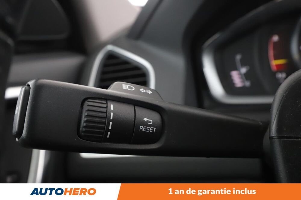 XC60 2.4 D5 AWD Summum Geartronic 6 220 ch 2016 occasion 92130 Issy-les-Moulineaux