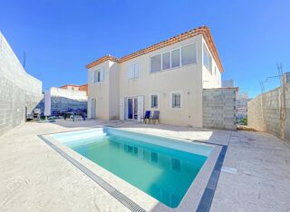  Villa � vendre 8 pi�ces 185 m�