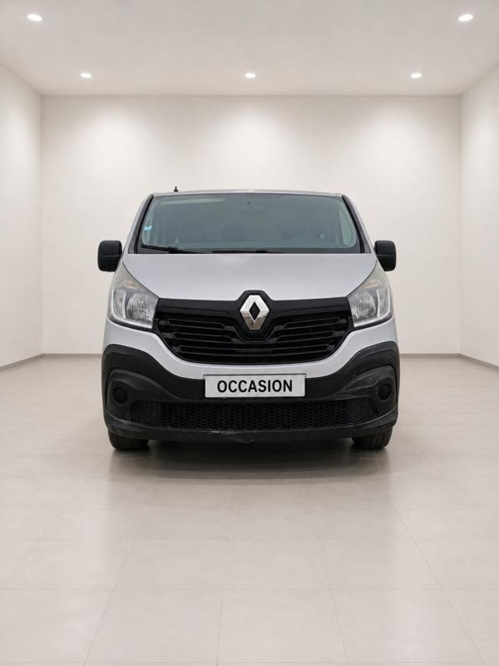 Trafic 1&deg; Main / 1.6L dci 95cv minibus 9pl - 2017 L2 long T&eacute;L/Clim 2018 occasion 60430 Abbecourt