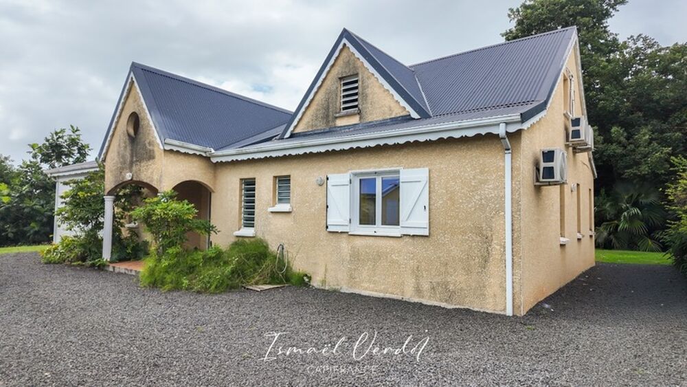 Vente Maison Le Moule - Maison familiale 188 m² avec piscine sur terrain de 1 226 m² Le moule