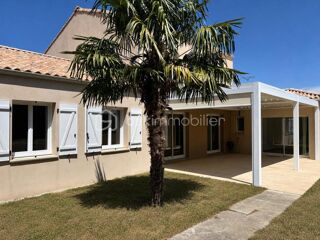  Propriété/château à vendre 7 pièces 186 m²