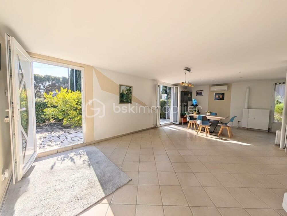 Vente Villa Grande Villa Familiale avec Accès Direct Colline – Avec Studio Lamanon
