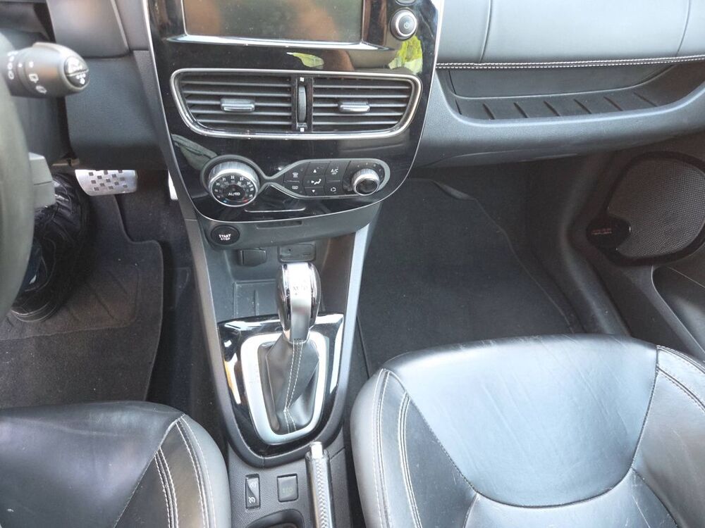 Clio IV 1.2 TCe 120 EDC6 Initiale Paris - Automatique 2018 occasion 06100 Nice