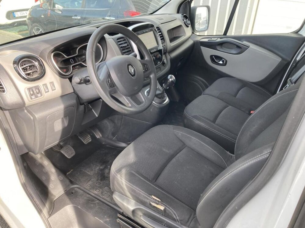 Trafic L2H1 1300 Kg 1.6 dCi 145 CH GRAND CONFORT - ENTRETIEN RENAUL 2019 occasion 14650 Carpiquet