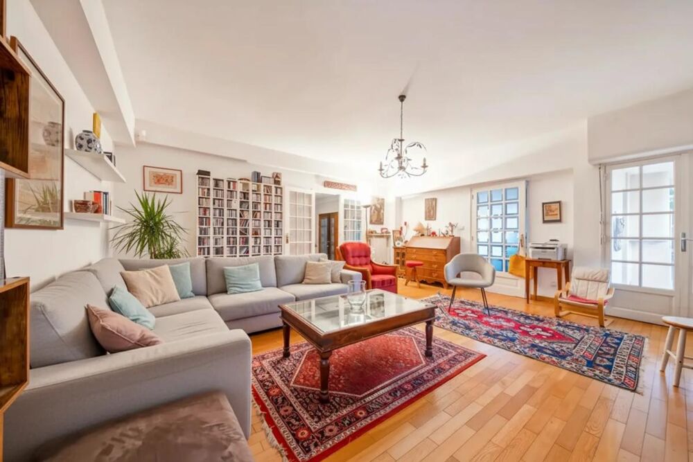 Appartement de 7 pièces de 176 m2 avec jardin et piscine partagés en vente à Toulouse - Idéal pour une famille