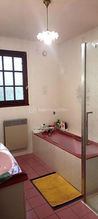  Propriété/château à vendre 6 pièces 160 m²