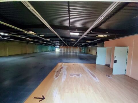 Local commercial + terrain constructible &agrave; Evreux 682000 27000 Evreux