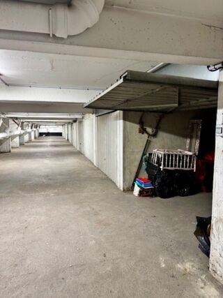  Parking / Garage  vendre 15 m