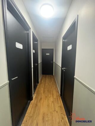  Immeuble à vendre 200 m²