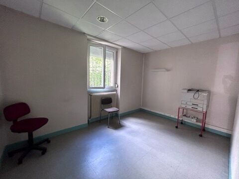   A LOUER - BUREAUX 