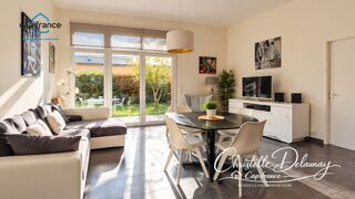 Vente Maison LAVAL  Un plain-pied lumineux, économique et idéalement situé ! Laval