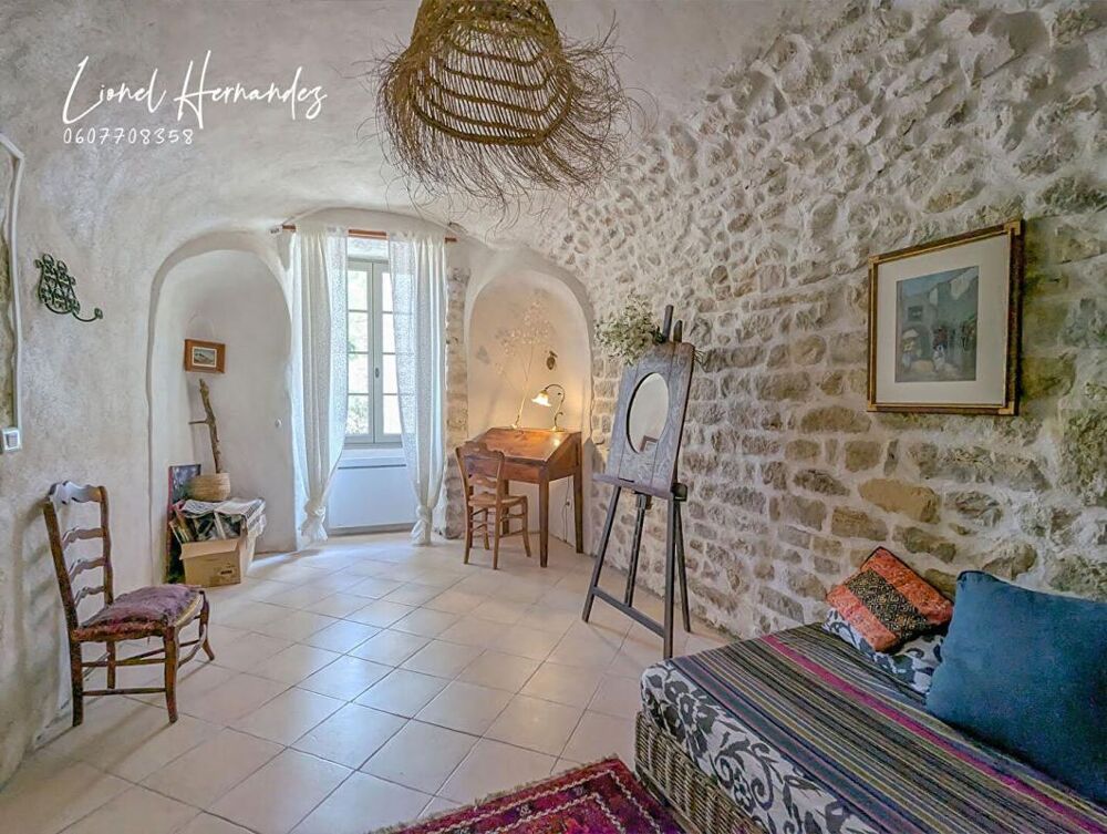 Maison de village en pierre - Rénovation de qualité - 4 chambres - Grande terrasse