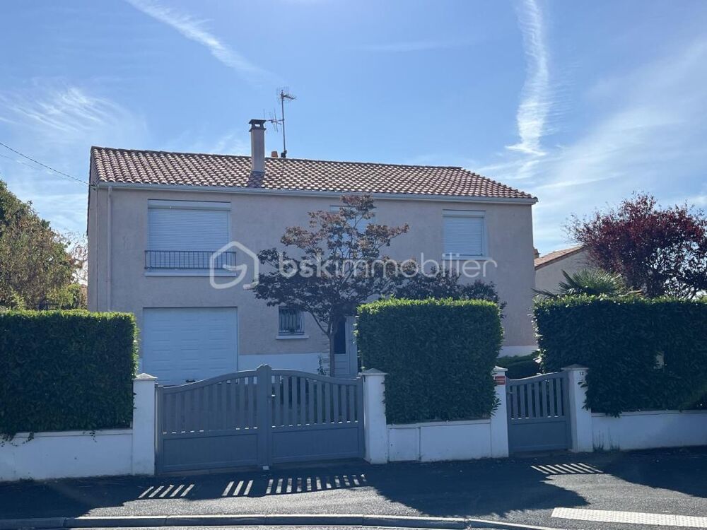 Vente Maison Maison Aiffres 110 m² Aiffres