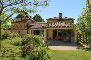  Maison Couze-et-Saint-Front (24150)