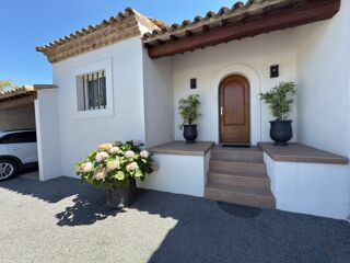  Villa  vendre 8 pices 335 m