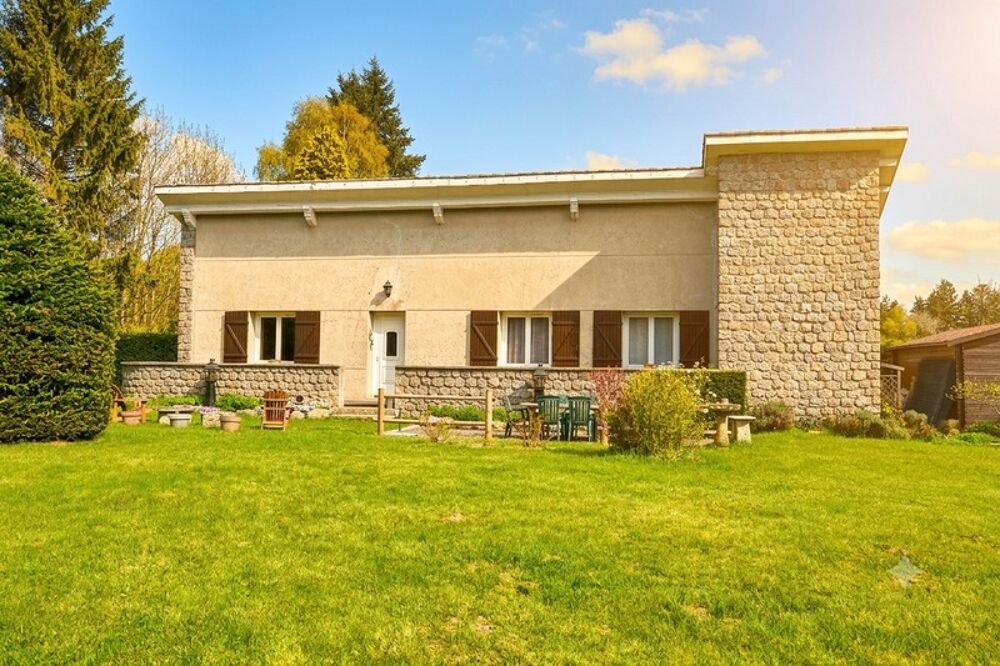 85 m² - maison de caractère - St Genest Malifaux - parc exceptionnel -tour indépendante