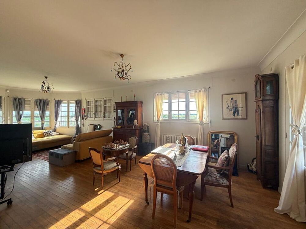 Vente Maison SAINT-ANDRÉ-DE-LIDON  MAISON D'ARCHITECTE DES ANNÉES 60  144 m²  TERRAIN ARBORÉ DE 3 719 m² Saujon