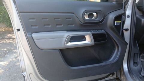 C5 aircross 1.6 THP PureTech 224 Plug in Hybrid e-EAT8 Shine - Entretien 2021 occasion 83000 Toulon