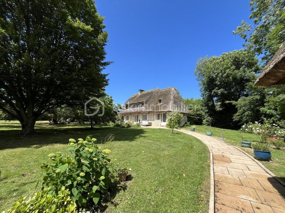 ENSEMBLE IMMOBILIER DE CARACTÈRE AVEC DÉPENDANCES ET 7300 m²