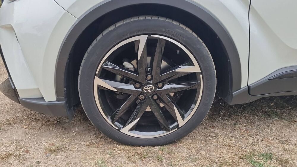 C-HR 1.8 VVT-i 122 Hybrid CVT GR Sport - Automatique Entretien co 2021 occasion 45340 Barville En Gatinais