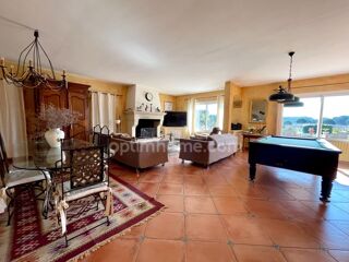  Maison  vendre 15 + pices 453 m