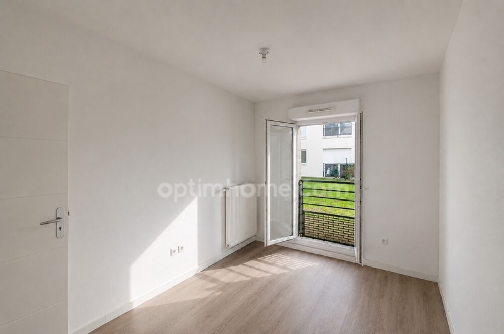 THORIGNY SUR MARNE (77) - APPARTEMENT 3 PIECES 70M2 - 2 CHAMBRES - LUMINEUX - TERRASSE - RESIDENCE RECENTE - CAVE - PARKING EN S