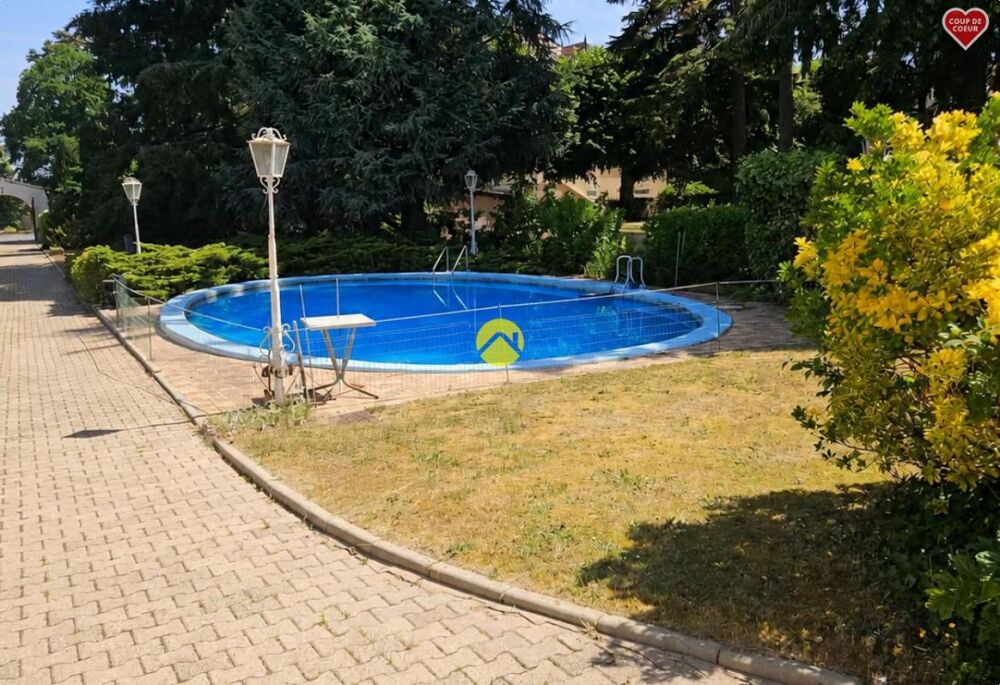 Vente Villa VILLA AVEC DEPENDANCES Neris les bains