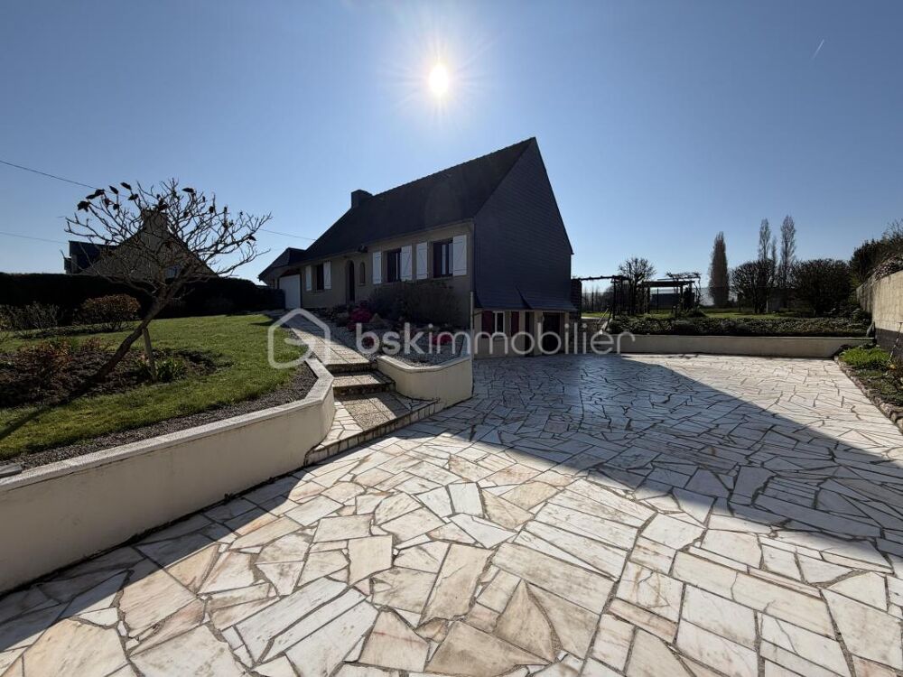 Maison de 82m2 + véranda de 45m2 à aménager (raccords déjà effectués)