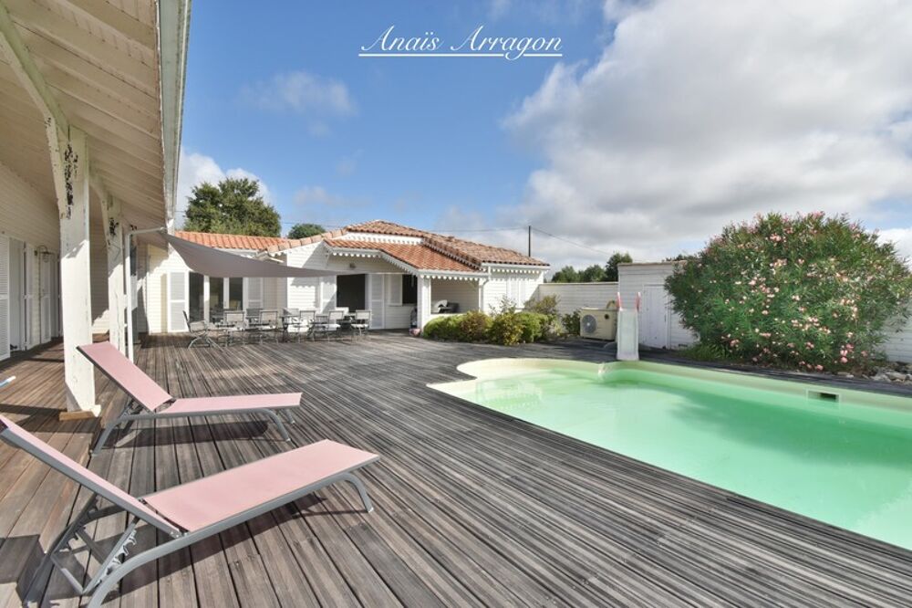 Demeure dexception de 250 m² avec piscine, tennis et parc arboré à Saint-Sylvestre-sur-Lot(47)