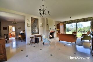  Maison à vendre 11 pièces 353 m²
