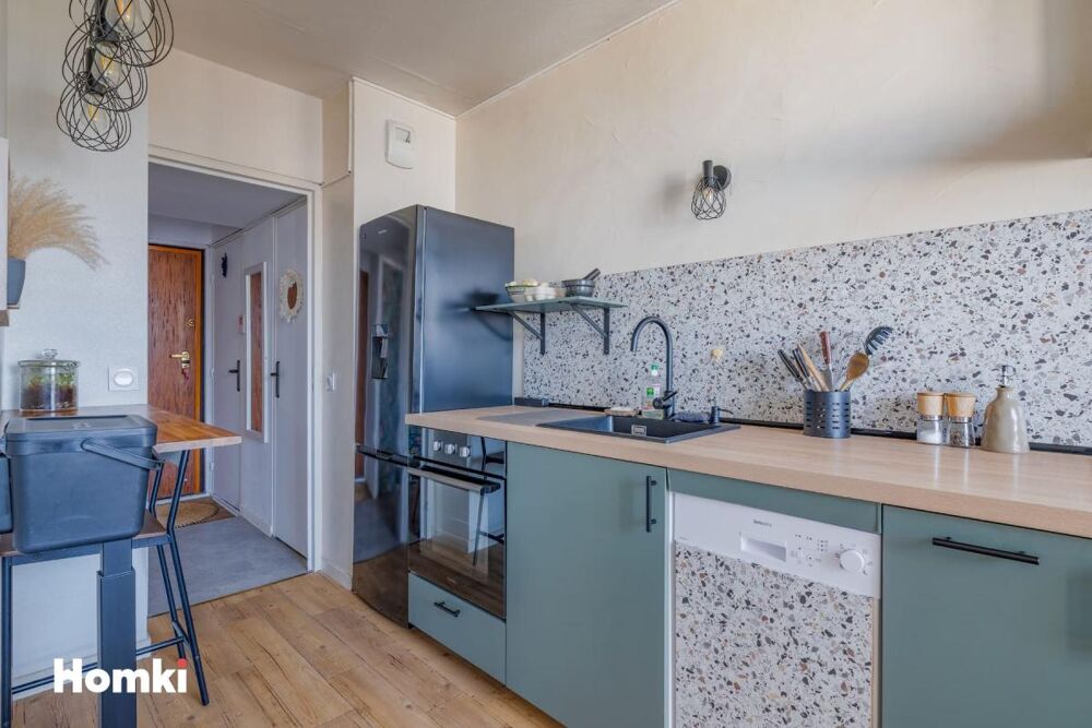 Vente Appartement VILLEURBANNE – T2 Bis DE 48,56 M² – 13? ÉTAGE – LUMINEUX – BALCONS – PARC – Villeurbanne