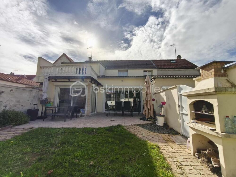 Maison de 150 m², 3 chambres et 1 bureau
