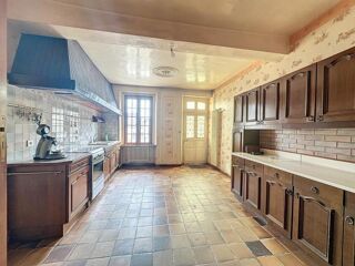  Maison à vendre 9 pièces 265 m²
