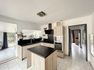  Propri�t�/ch�teau � vendre 8 pi�ces 317 m�