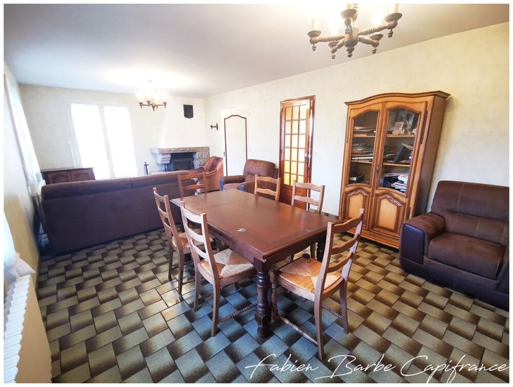 Maison 259 m² à vendre 6 pièces TREAL (56)
