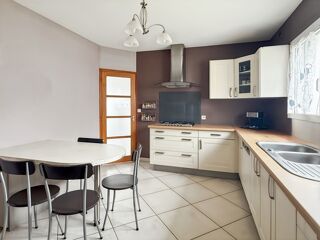  Maison à vendre 6 pièces 181 m²