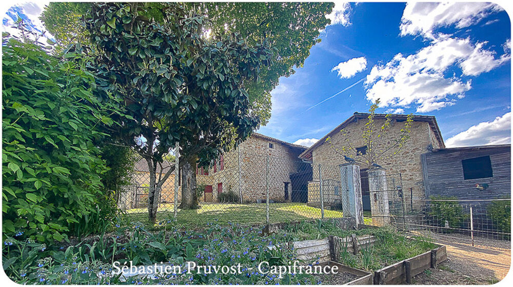Proche de BRANTOME (24)Fermette à vendre 62m2, Combles 90m2, Grange 140m2, Dépendance, Terrain 5835m2