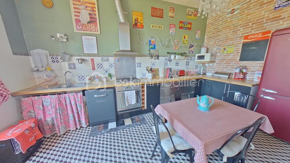 Maison Bourgeoise de 150 m² avec sous-sol semi enterré sur 538 m² de terrain
