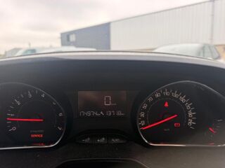 208 1.2 VTi 82ch ACTIVE / KIT DISTRI NEUF 2014 occasion 31000 Toulouse
