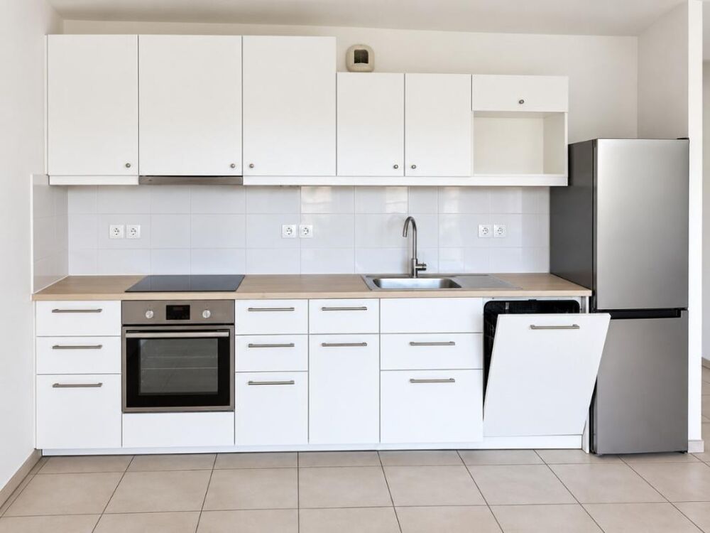 Location Appartement T3 avec balcon, garage et cave à Villeurbanne Villeurbanne