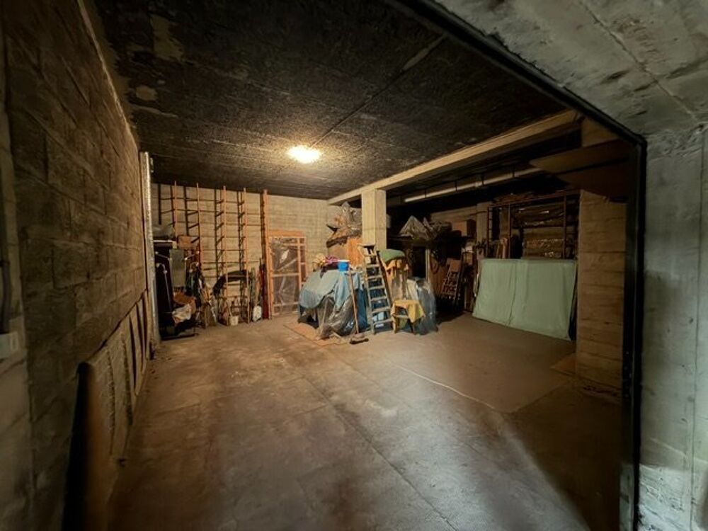 Vente Parking/Garage GARAGE SÉCURISÉ EN HYPER-CENTRE DE ROCHE-LA-MOLIÈRE Roche la moliere