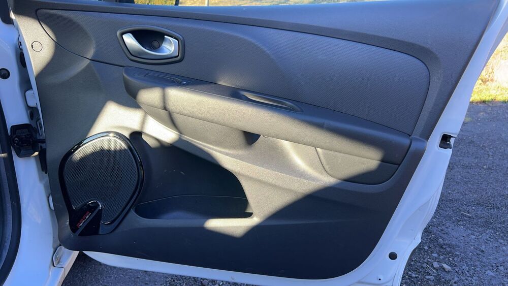 Clio 1.5 dCi 90 Business 2017 occasion 63000 Clermont Ferrand